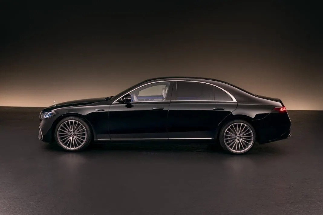 Mercedes Business Cab 6